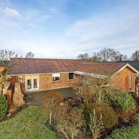 Microflat, Free Parking, Garden Bbq, Legohouse, Legoland, Holiday home
